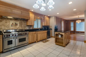 Homes for sale in Prospect, CT | 4 Florence Dr, Prospect, CT 06712 | MLS# 24102272