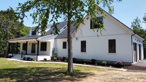 Homes for sale in Colchester, CT | 152 Stanavage Rd, Colchester, CT 06415 | MLS# 24105484