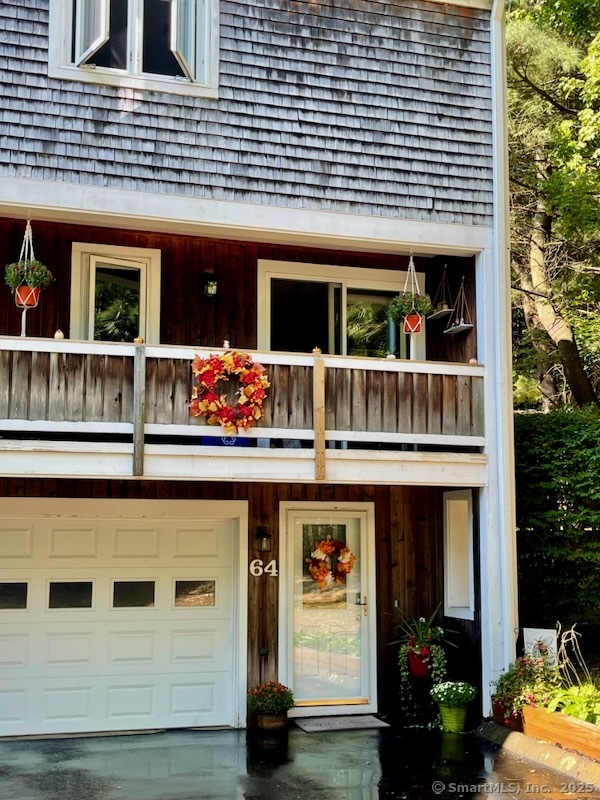 64 Songbird Lane Farmington CT