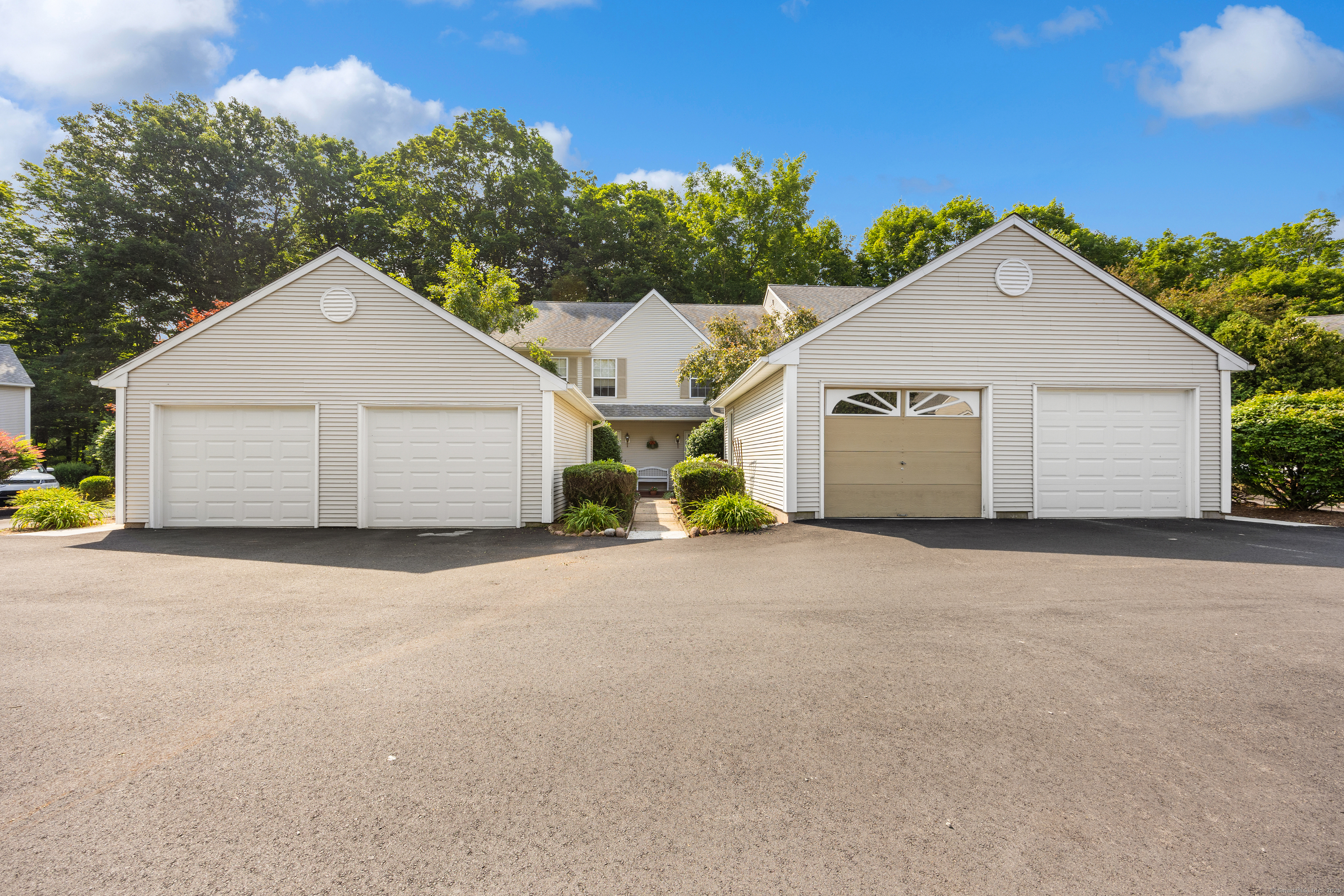 3409 Whitney Avenue Hamden CT