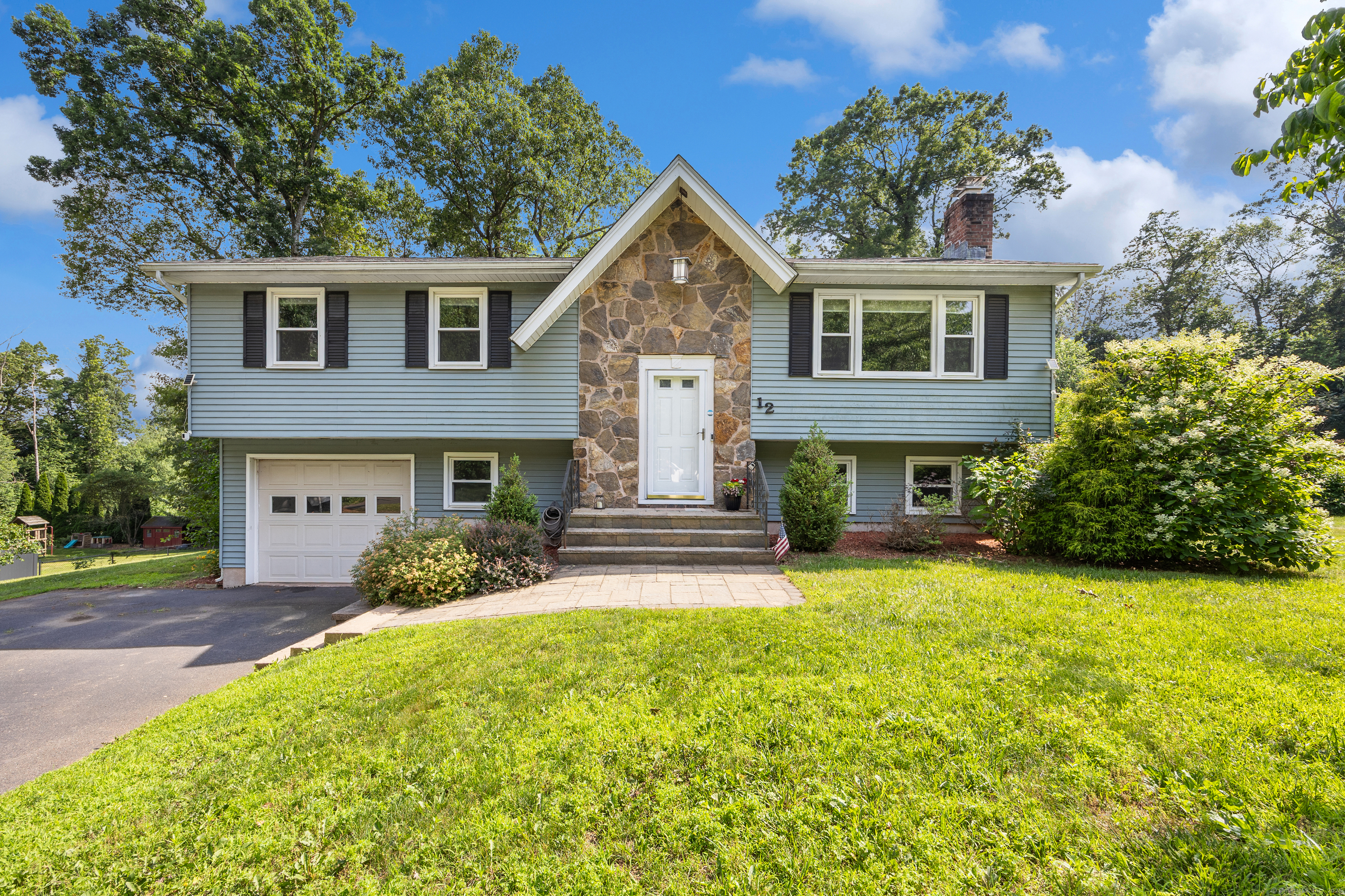 12 Dogwood Lane Ellington CT