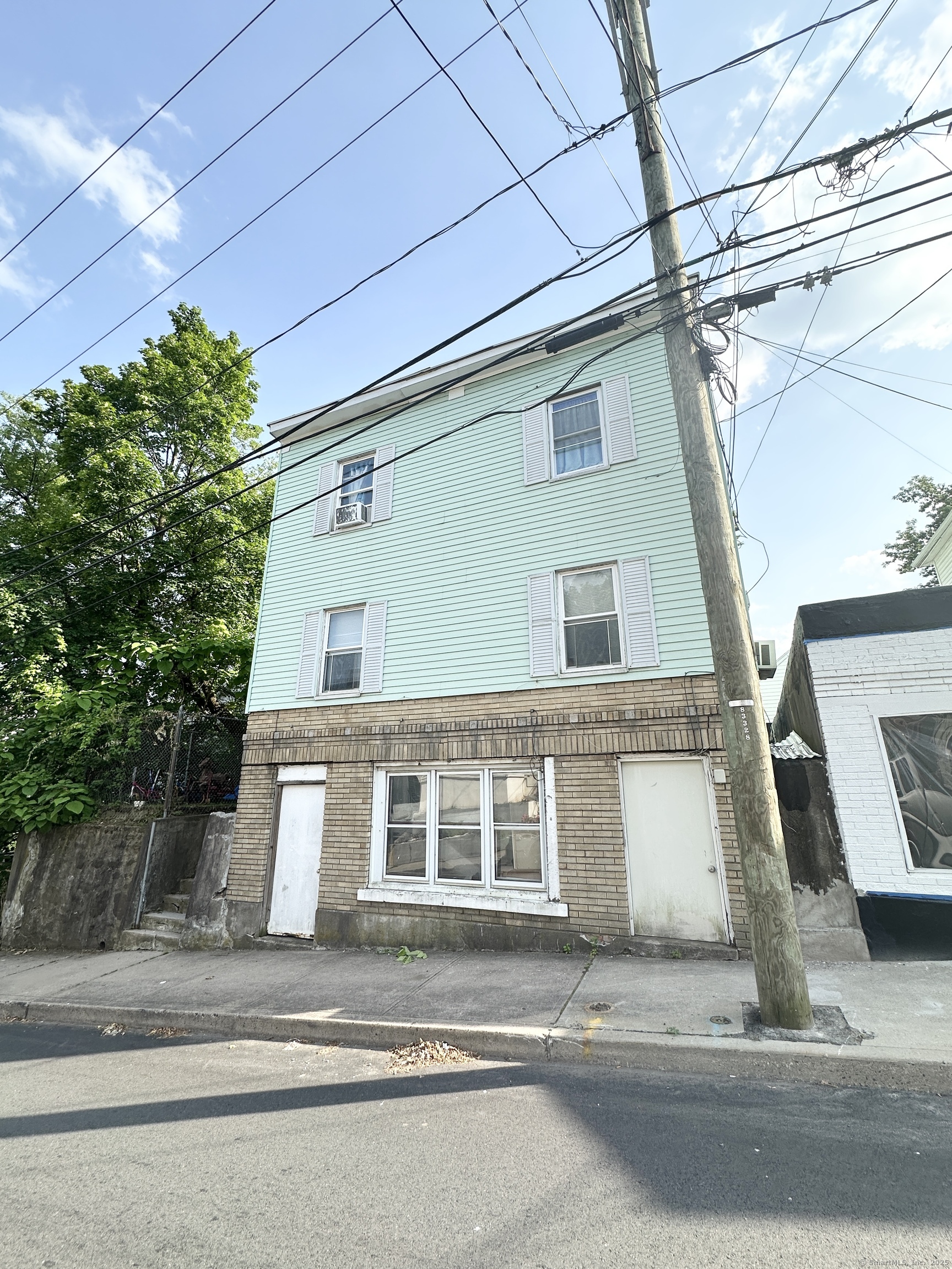 2 Springdale Avenue Meriden CT