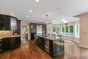 Homes for sale in Cheshire, CT | 1 Mountaincrest Dr, Cheshire, CT 06410 | MLS# 24106699