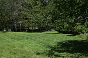 Homes for sale in Ridgefield, CT | 80 Lounsbury Ln, Ridgefield, CT 06877 | MLS# 24106496