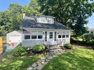 Homes for sale in Trumbull, CT | 10 George St, Trumbull, CT 06611 | MLS# 24106719