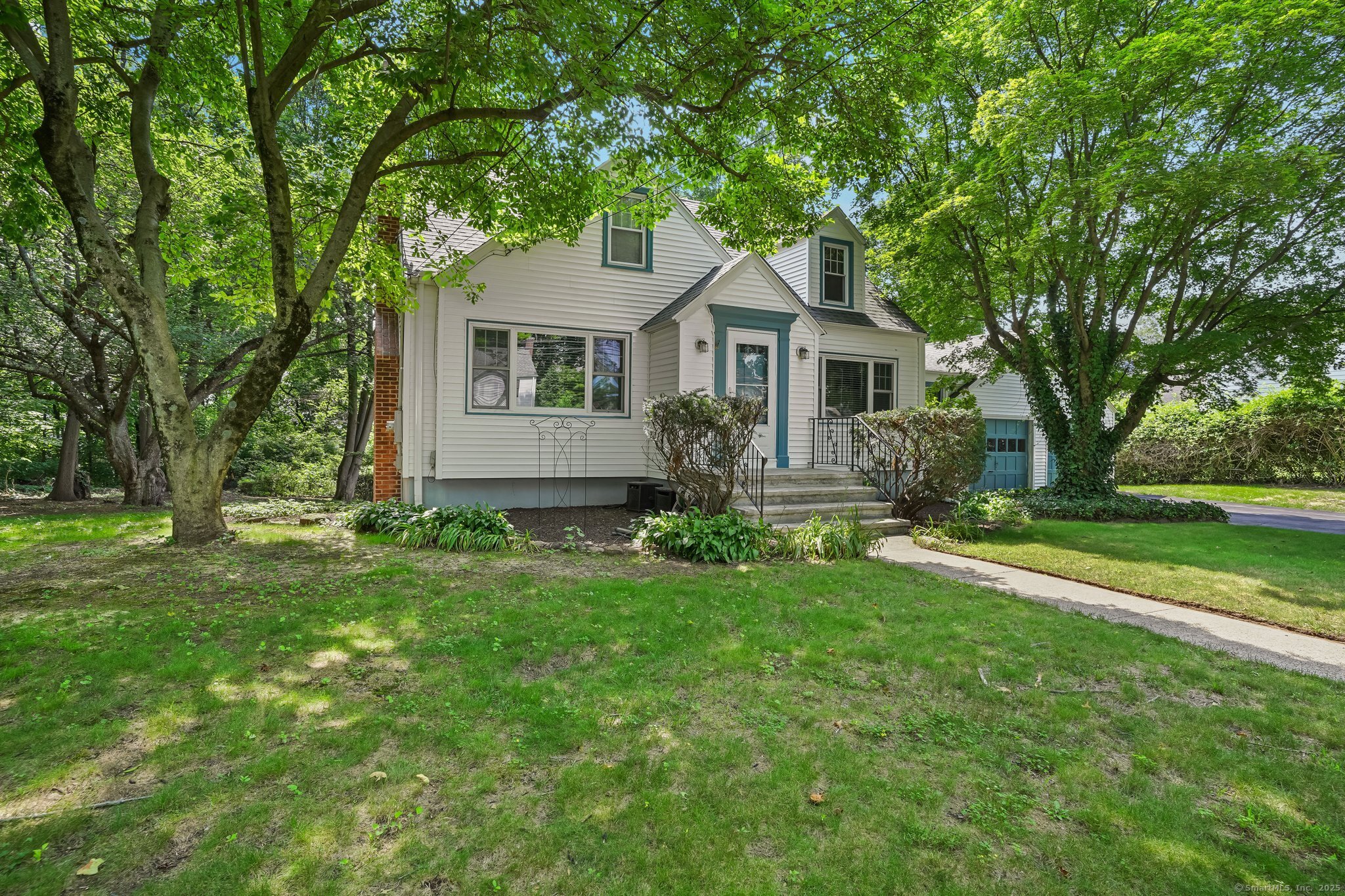 57 Lakeview Avenue Hamden CT