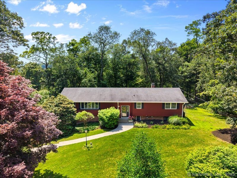 964 Red Fox Road Orange CT