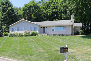 68 Hawthorne Drive