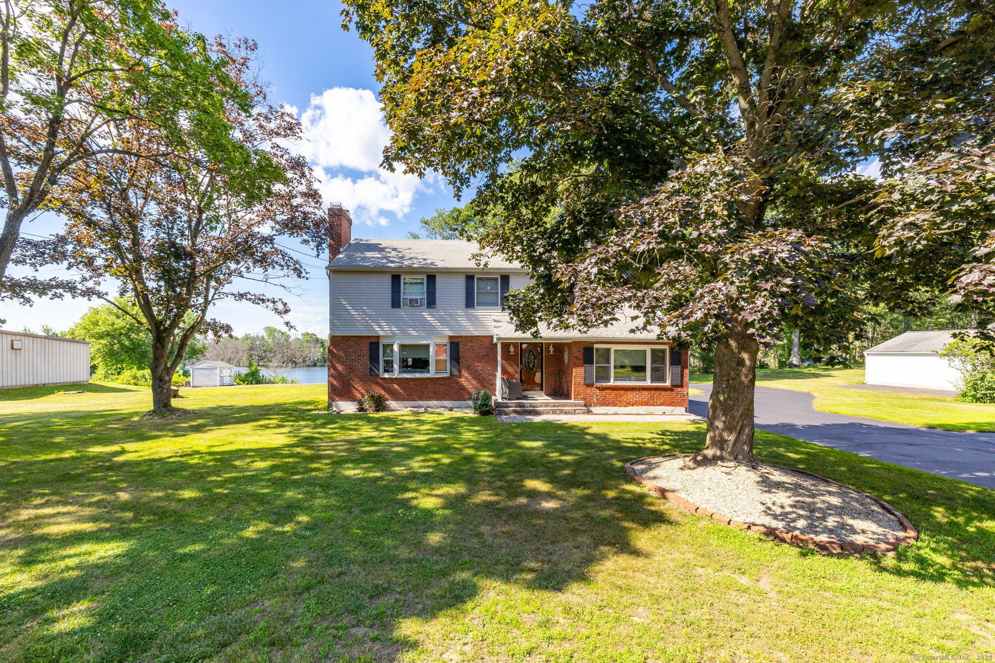 404 Strong Road South Windsor CT