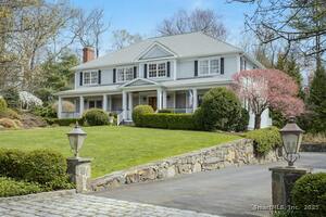 5 Pondfield Lane