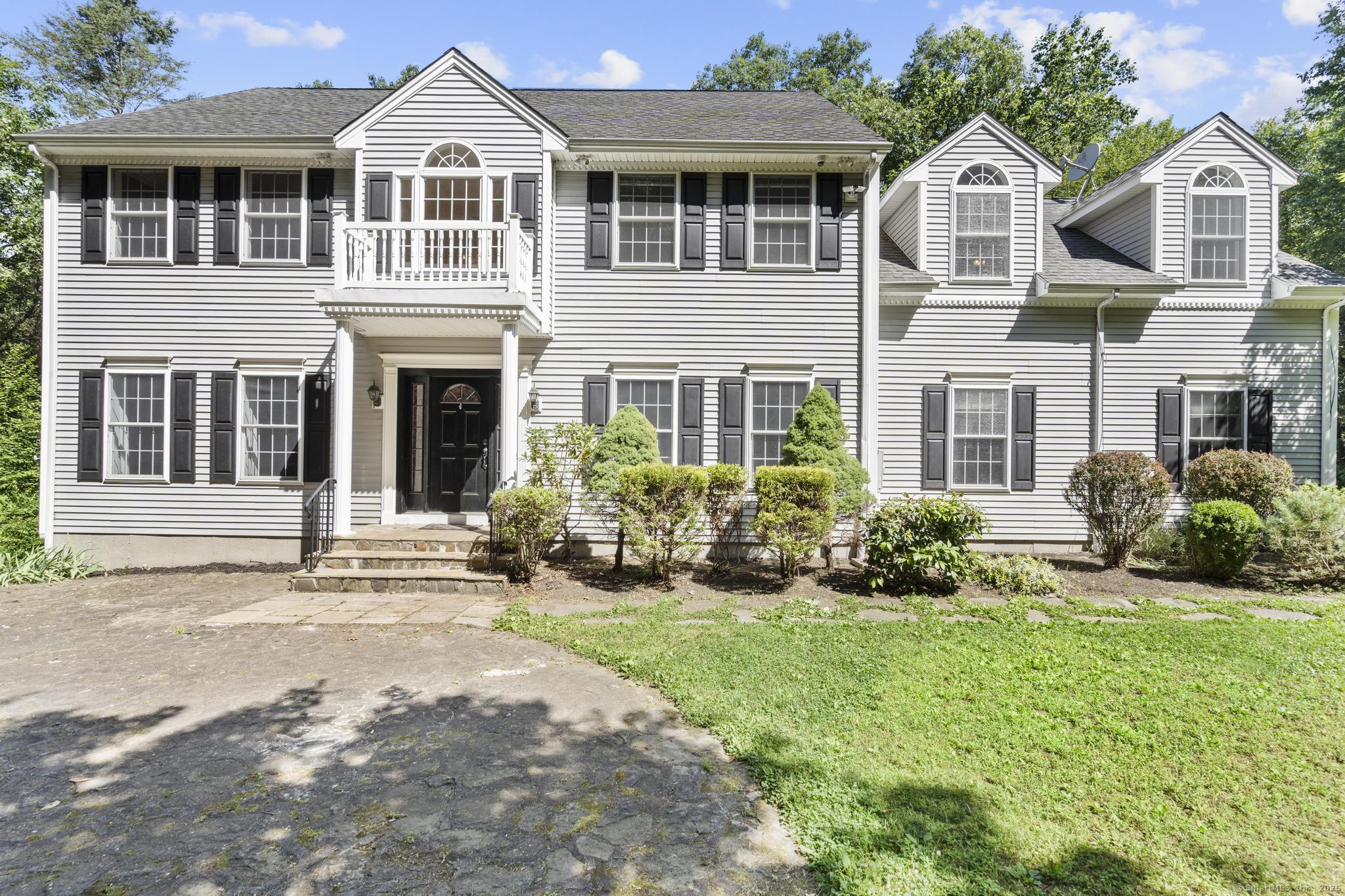 44 Oakmont Trail Monroe CT