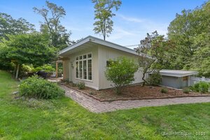 7 Calvin Road