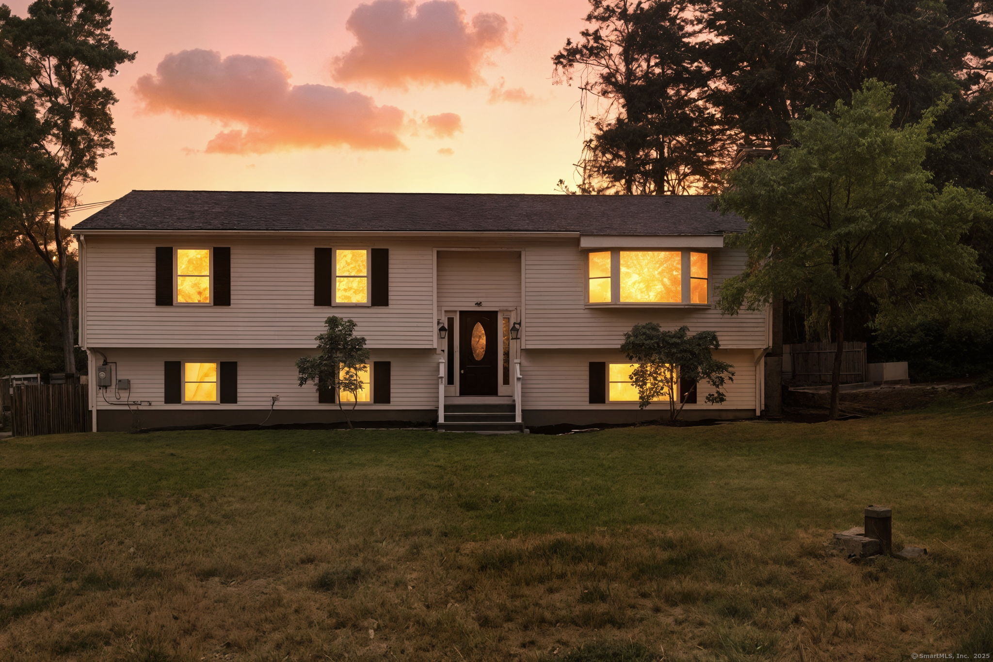 Homes for sale in North Branford, CT | 15 Beech St, North Branford, CT 06471 | MLS# 24105464