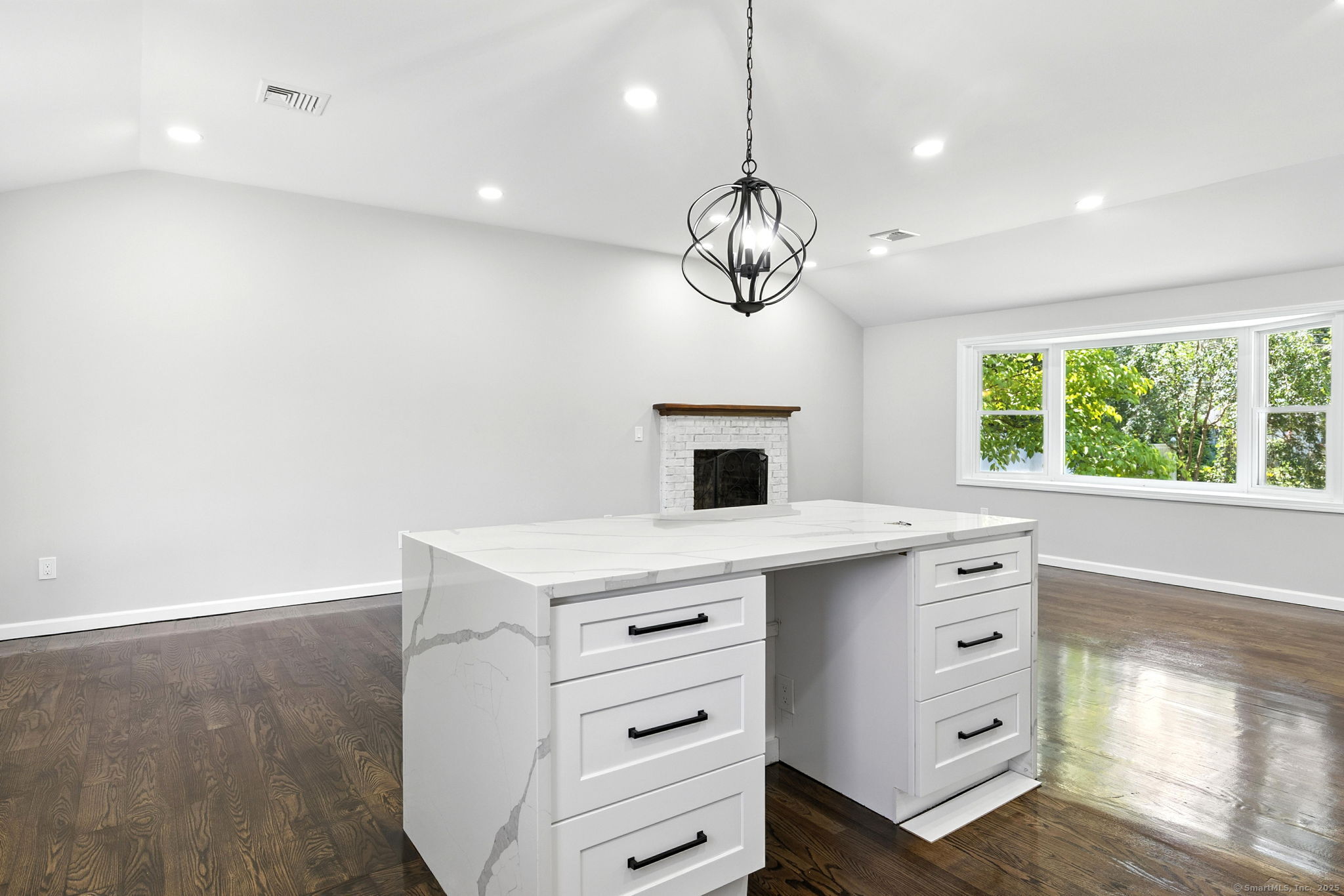 Homes for sale in North Branford, CT | 15 Beech St, North Branford, CT 06471 | MLS# 24105464