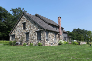 Homes for sale in Roxbury, CT | 85 Chalybes Rd W, Roxbury, CT 06783 | MLS# 24107568