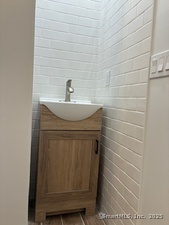 Homes for sale in Shelton, CT | 8 Algonkin Rd #A, Shelton, CT 06484 | MLS# 24080625