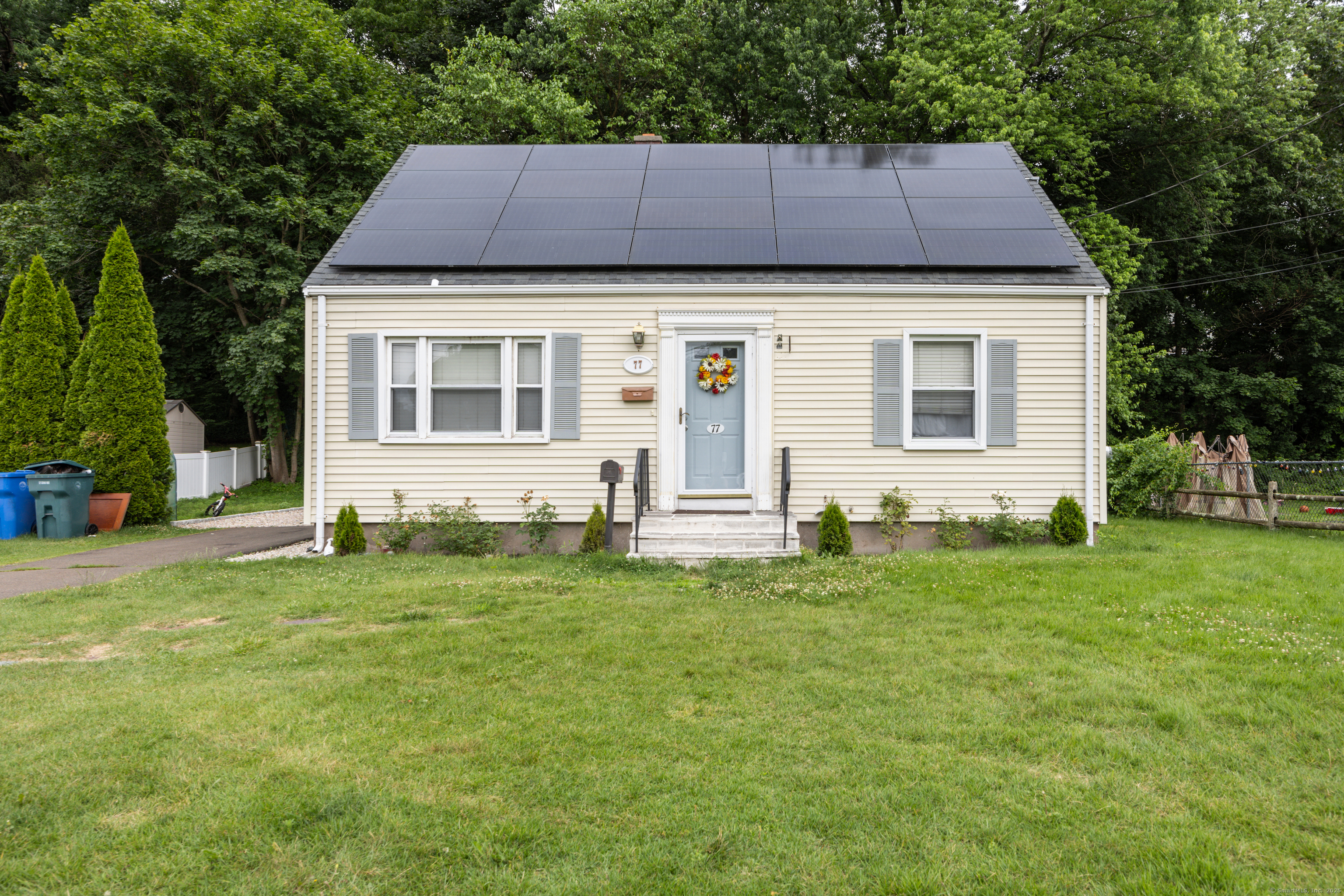 77 Blue Hills Avenue Hamden CT