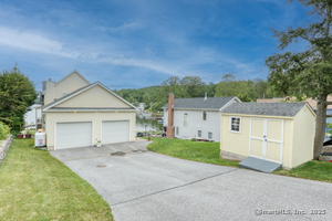 Homes for sale in Winchester, CT | 722 Lake Dr, Winchester, CT 06098 | MLS# 24105754