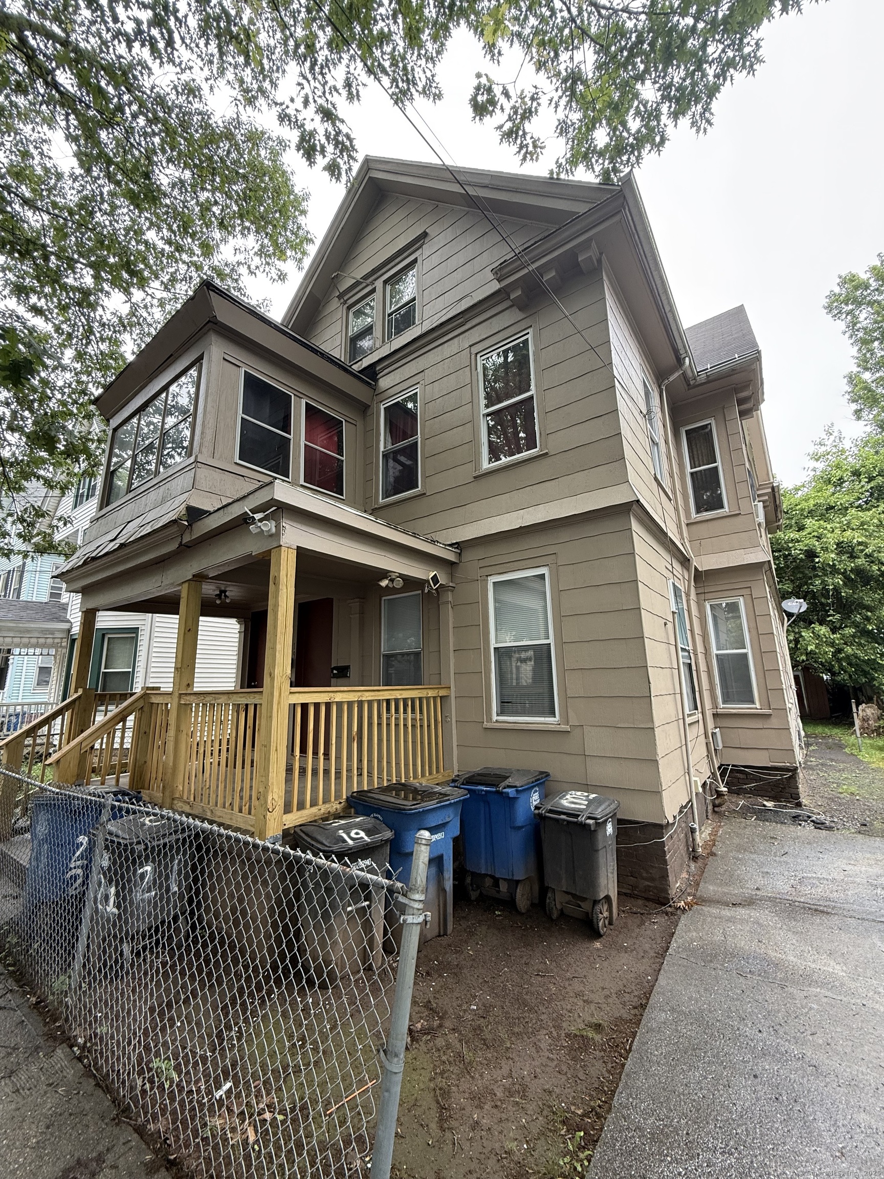 19 Bassett Street New Haven CT