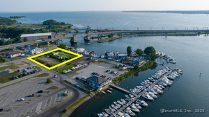 Homes for sale in Waterford, CT | 377 Mago Point Way #3, Waterford, CT 06385 | MLS# 24108269