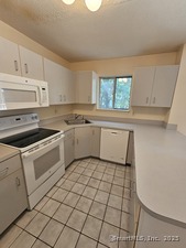 Homes for sale in Waterbury, CT | 925 Oronoke Rd #17F, Waterbury, CT 06708 | MLS# 24099781