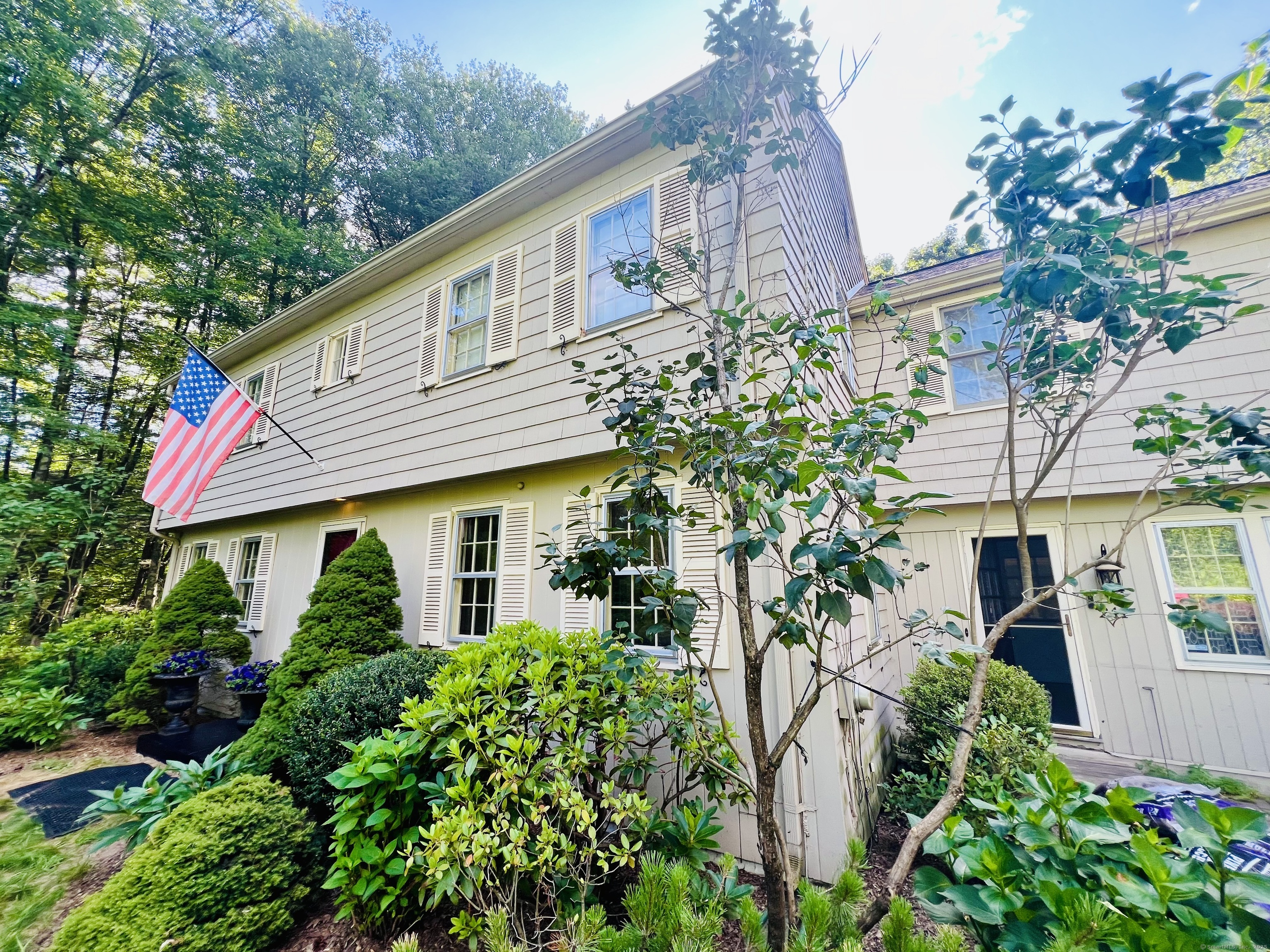 241 Duncaster Road Bloomfield CT