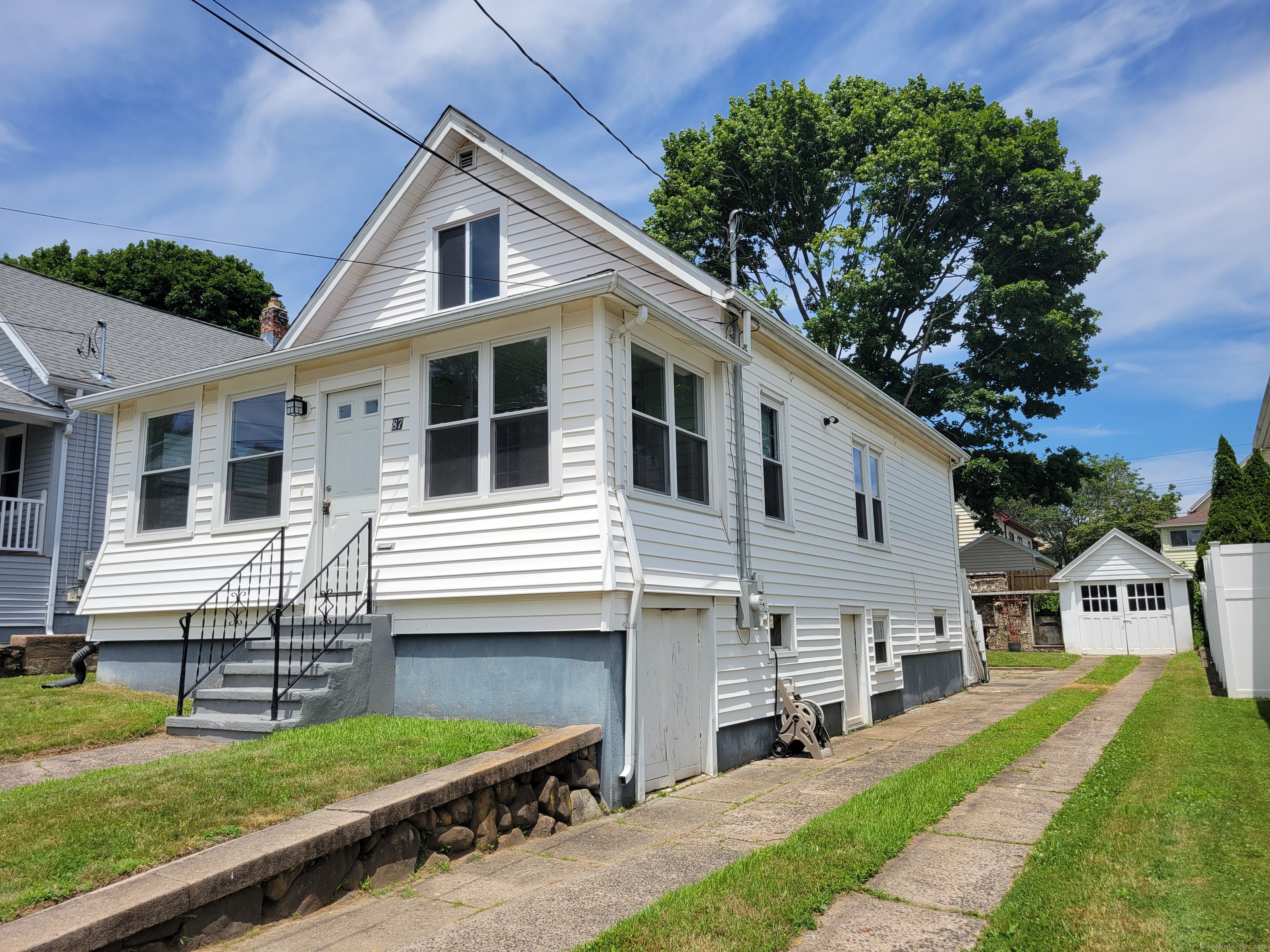 87 Fairview Avenue West Haven CT