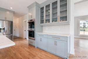 Homes for sale in East Lyme, CT | 5 Pumpkin Grv, East Lyme, CT 06333 | MLS# 24108358