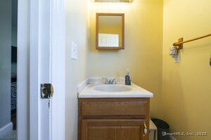 Homes for sale in Southington, CT | 82 Summer St #B, Southington, CT 06489 | MLS# 24108610