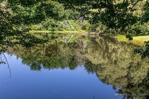 Homes for sale in Litchfield, CT | 19 Seherr Thoss Dr, Litchfield, CT 06759 | MLS# 24108671