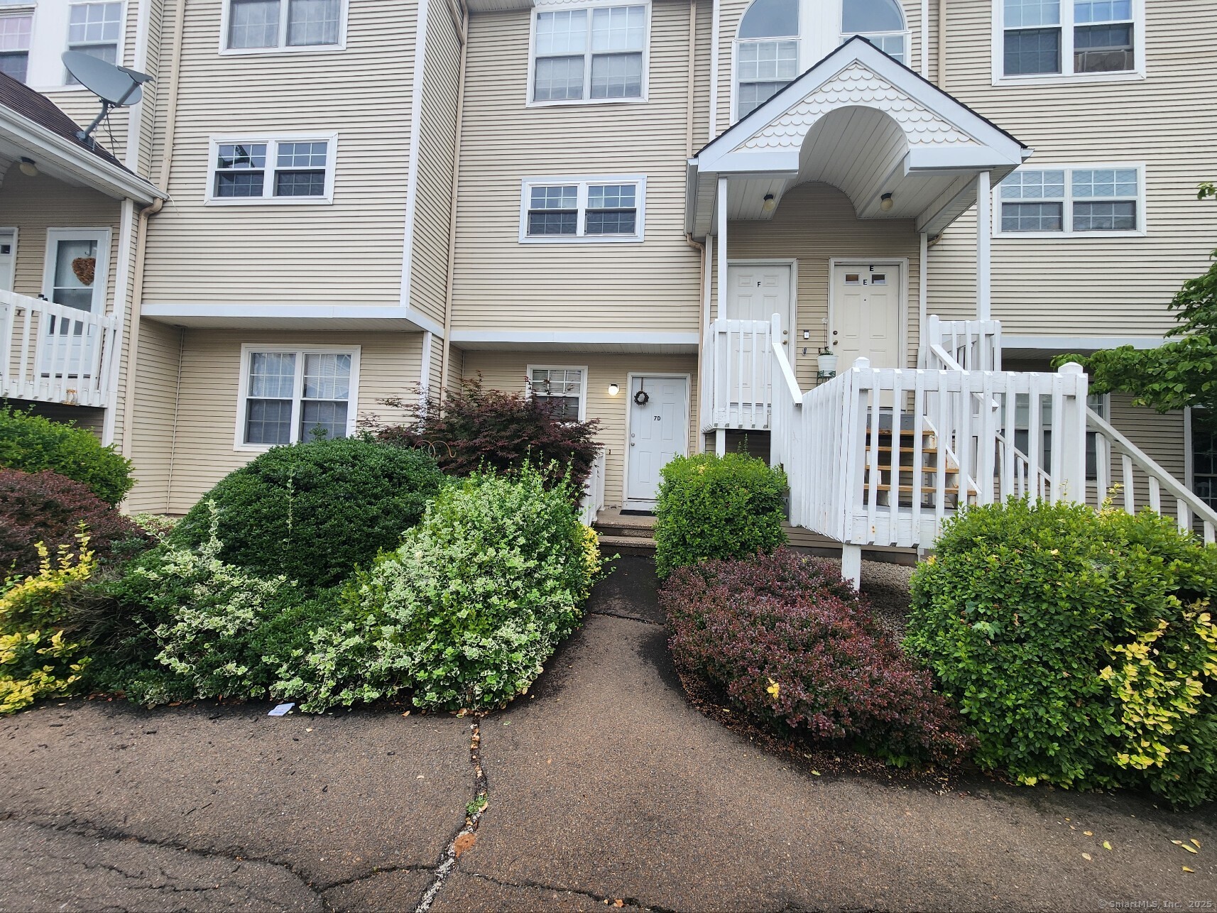 2390 State Street Hamden CT