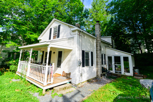 Homes for sale in Williamstown, MA | 33 Hancock Rd, Williamstown, MA 01267 | MLS# 24108867