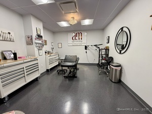 Homes for sale in Shelton, CT | 2 Trap Falls Rd #304, Shelton, CT 06484 | MLS# 24108863