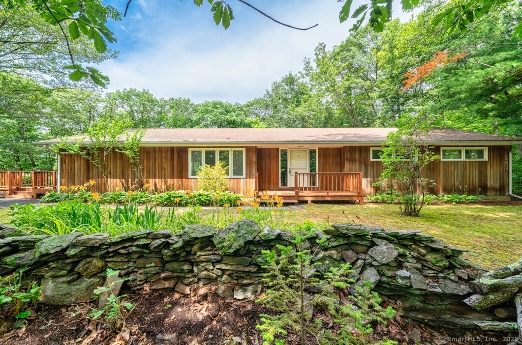 1037 Bartholomew Road Middletown CT