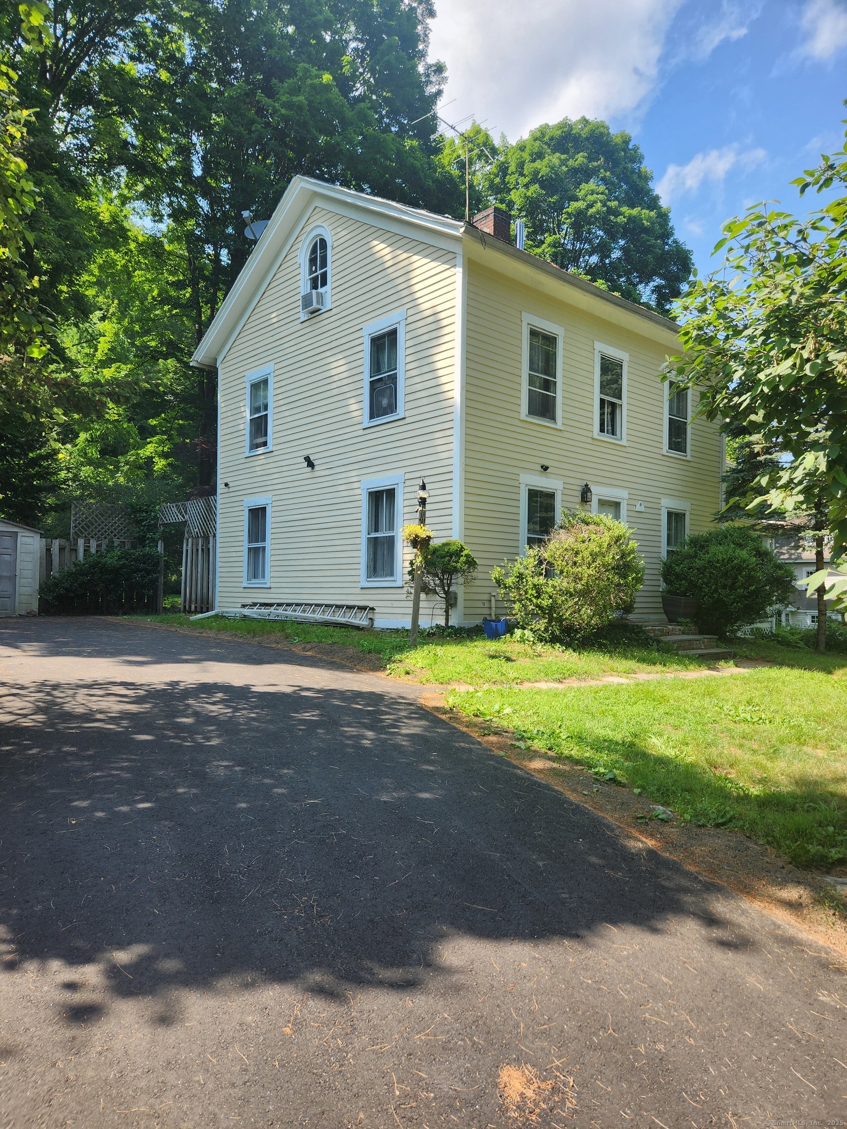 21 Dayton Street Newtown CT