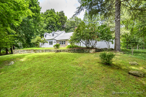 397 Lakeside Drive