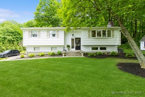 Homes for sale in Monroe, CT | 59 Flint Ridge Rd, Monroe, CT 06468 | MLS# 24109041