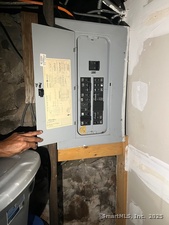 Homes for sale in Meriden, CT | 43 N Pearl St, Meriden, CT 06450 | MLS# 24108911