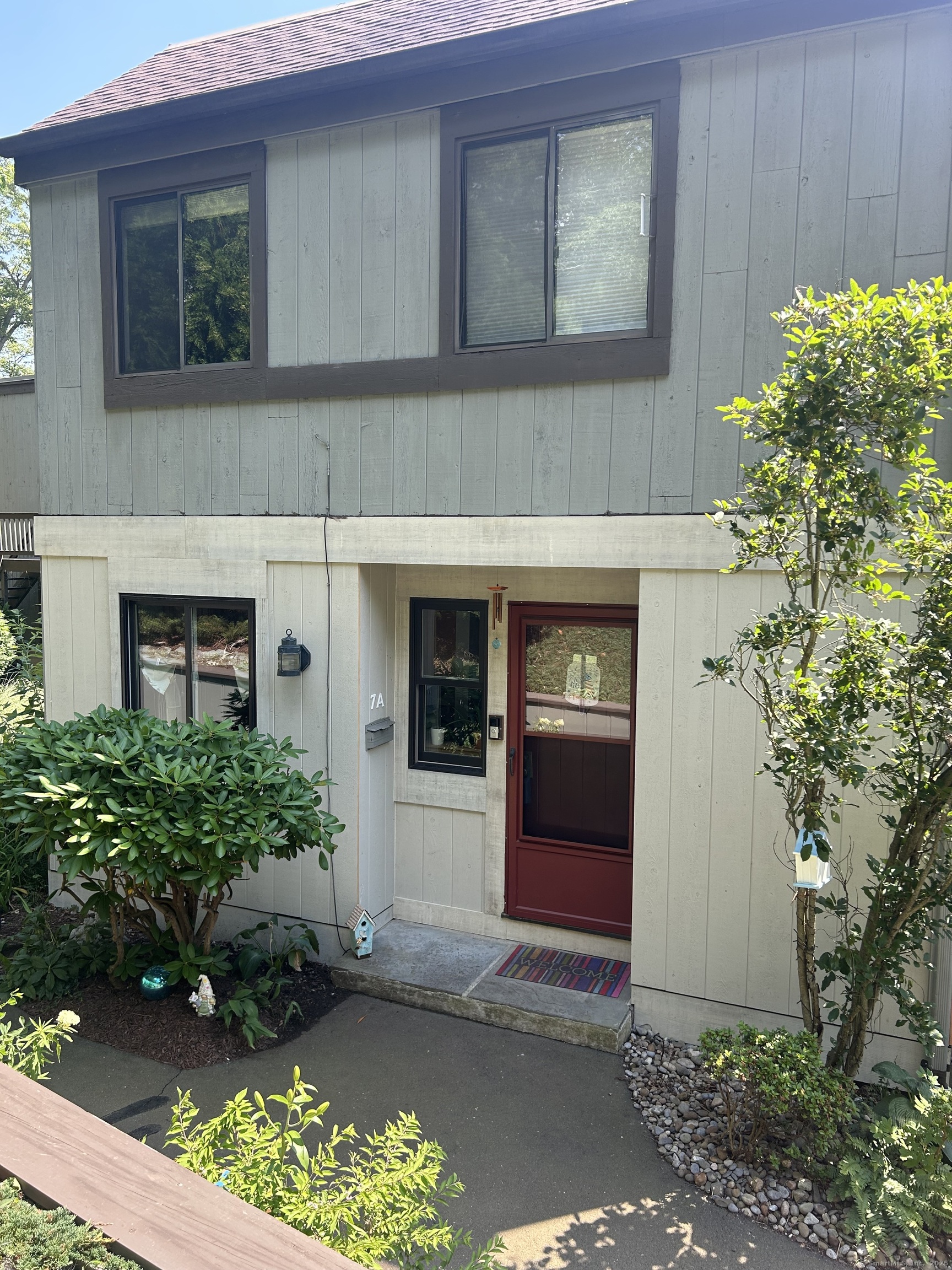 7 Harbour Village Branford CT
