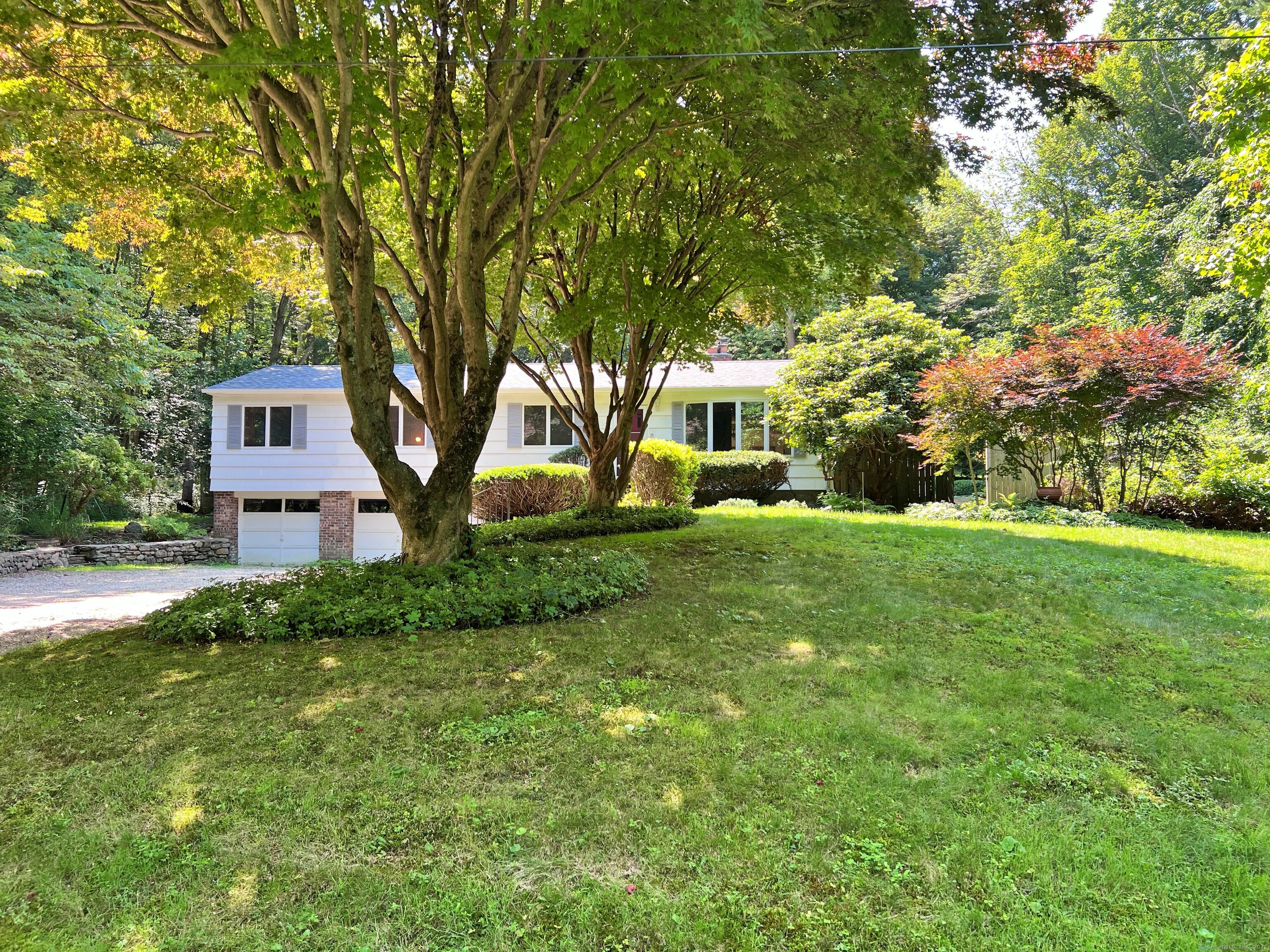 11 Mount Nebo Road Newtown CT