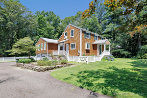 39 Clover Drive