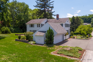 Homes for sale in Essex, CT | 18 Benson Ln, Essex, CT 06426 | MLS# 24107955