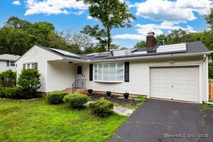 Homes for sale in Meriden, CT | 47 Dogwood Ln, Meriden, CT 06450 | MLS# 24108546