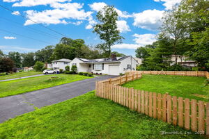 Homes for sale in Meriden, CT | 47 Dogwood Ln, Meriden, CT 06450 | MLS# 24108546