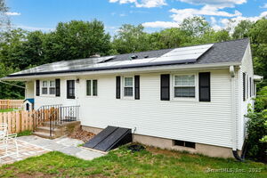 Homes for sale in Meriden, CT | 47 Dogwood Ln, Meriden, CT 06450 | MLS# 24108546