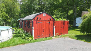 Homes for sale in Waterbury, CT | 425 Scott Rd, Waterbury, CT 06705 | MLS# 24109459