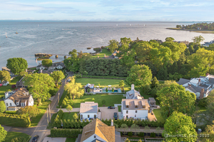 Homes for sale in Fairfield, CT | 260 Willow St, Fairfield, CT 06890 | MLS# 24109531