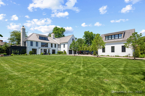 Homes for sale in Fairfield, CT | 260 Willow St, Fairfield, CT 06890 | MLS# 24109531