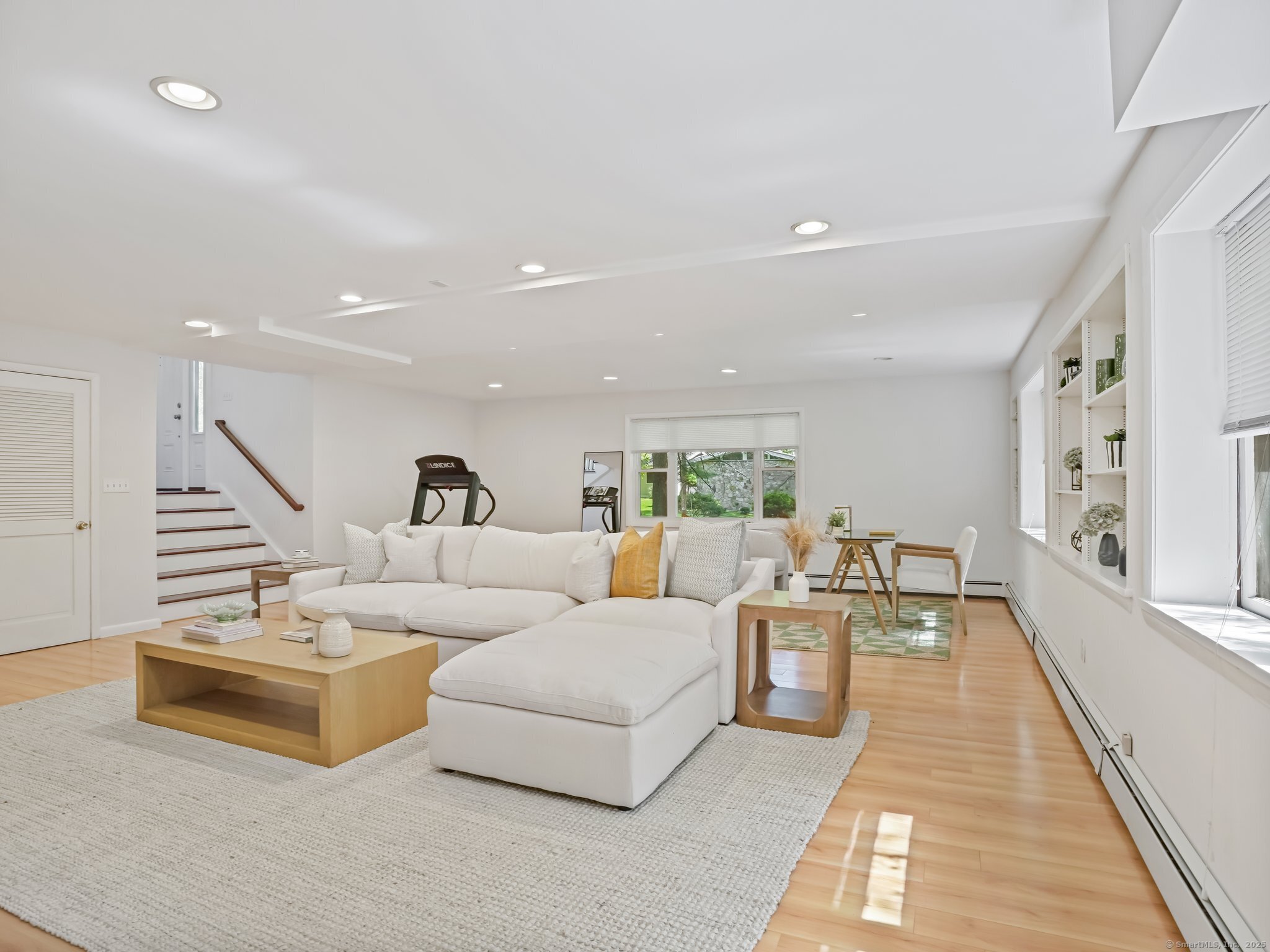20 Mountain Wood Road