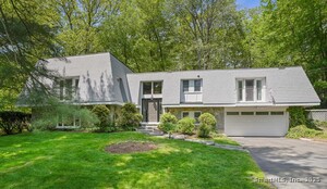 20 Mountain Wood Road